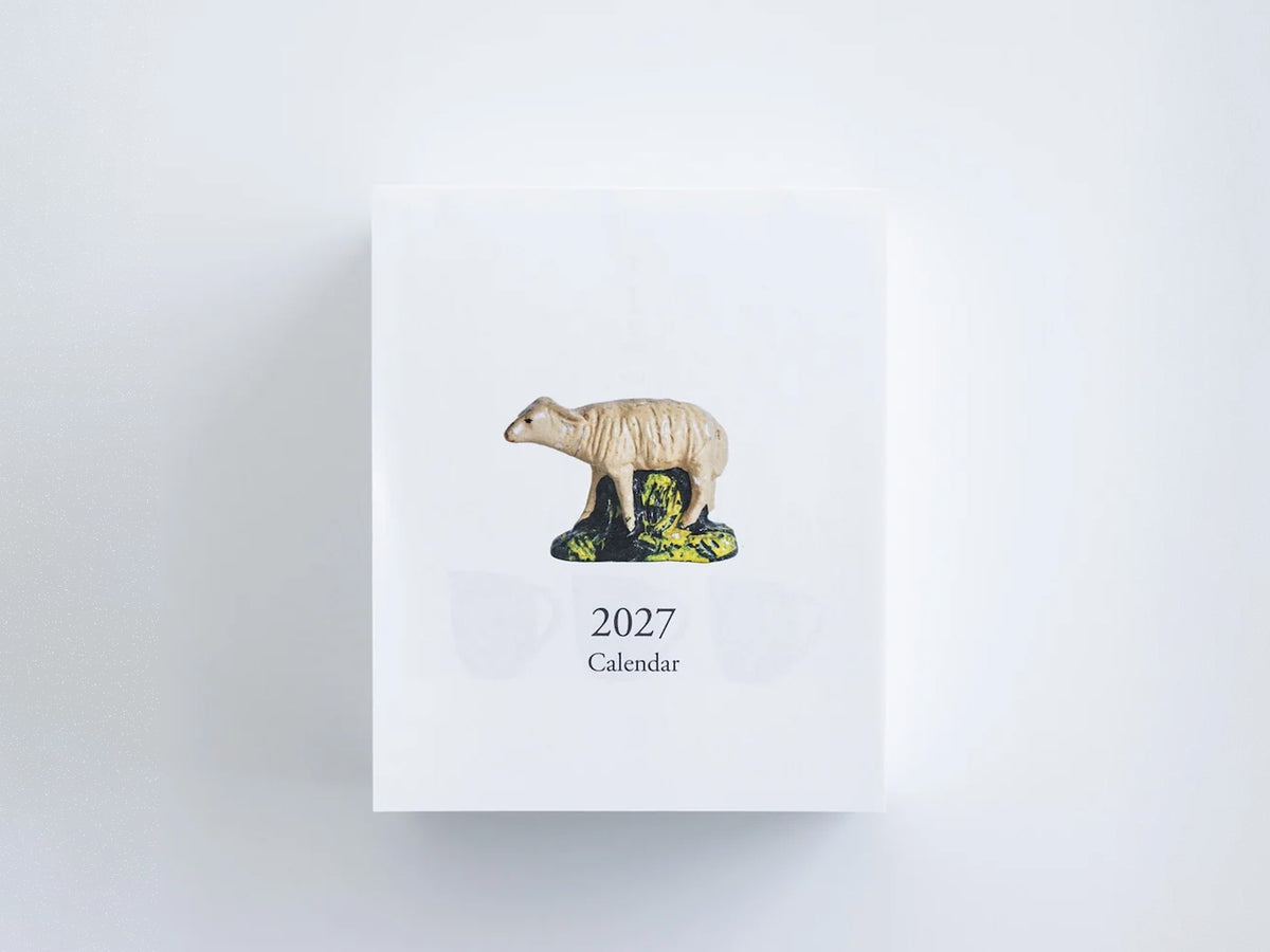 Hobonichi Weeksdays: Weeksdays Daily Desktop Calendar 2027