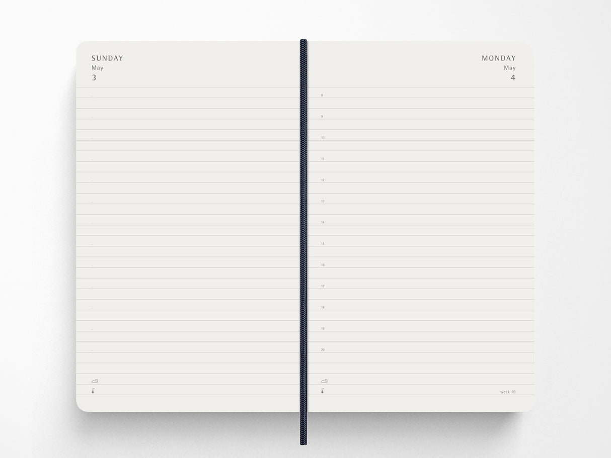 Moleskine 2027 Daily Planner - Sapphire Blue Hardcover