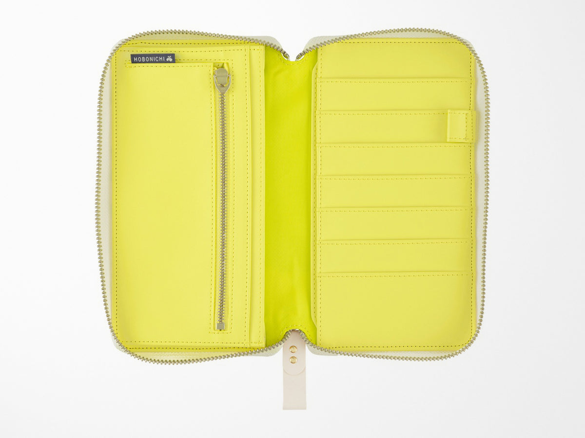 Hobonichi Weeks Cover - minä perhonen: Skyful Yellow