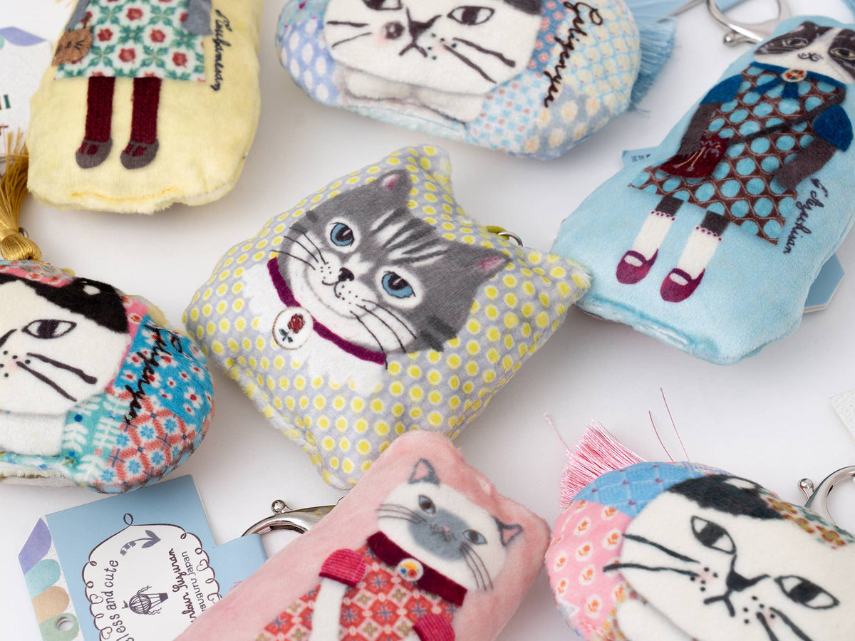 Kusuguru Japan Puffy Cat Keychain