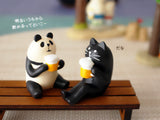 Concombre Figurine Cat Drinking Beer