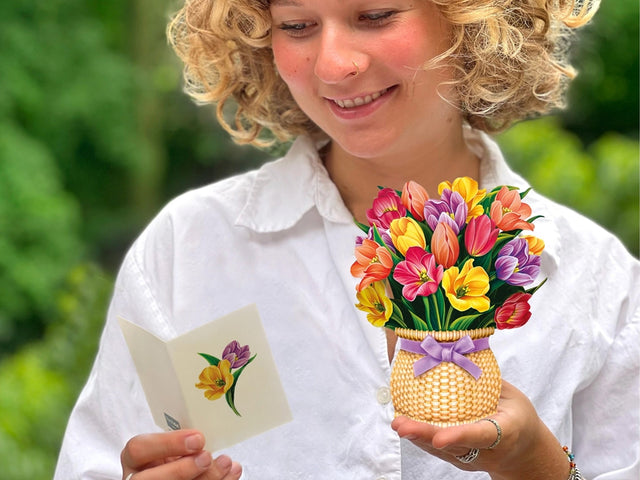 Festive Tulip Pop Up Greeting Bouquet - Mini