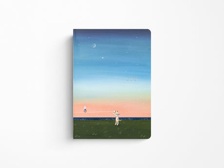 Hobonichi Techo A6 Hon 2027 - Hiroko Kubota: String Telephone Until the Moon is Full (JAPANESE)