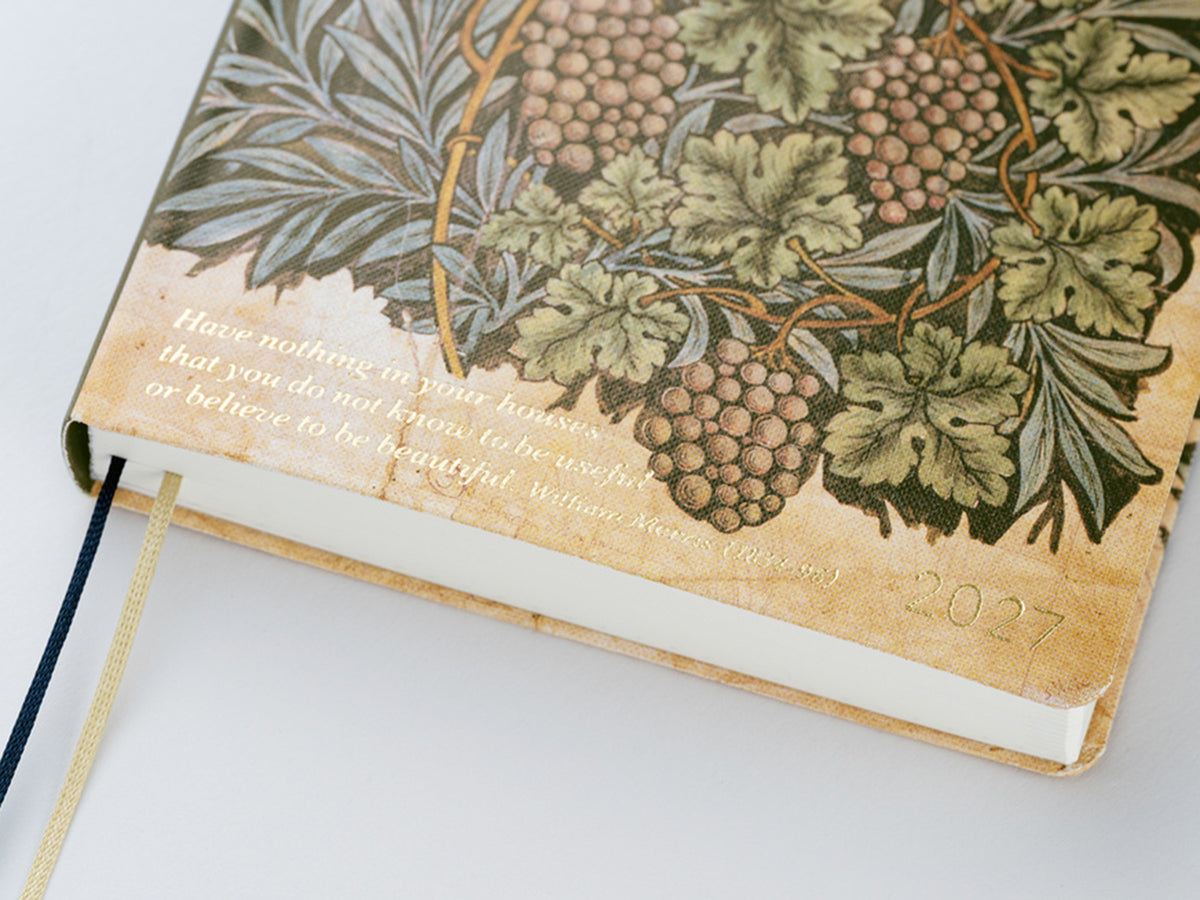 Hobonichi Techo A6 Hon 2027 - V&A Series: Vine (JAPANESE)