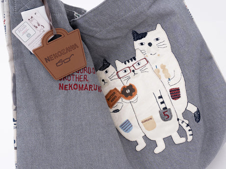 Kusuguru Japan Three Cats Embroidered Large Tote Bag
