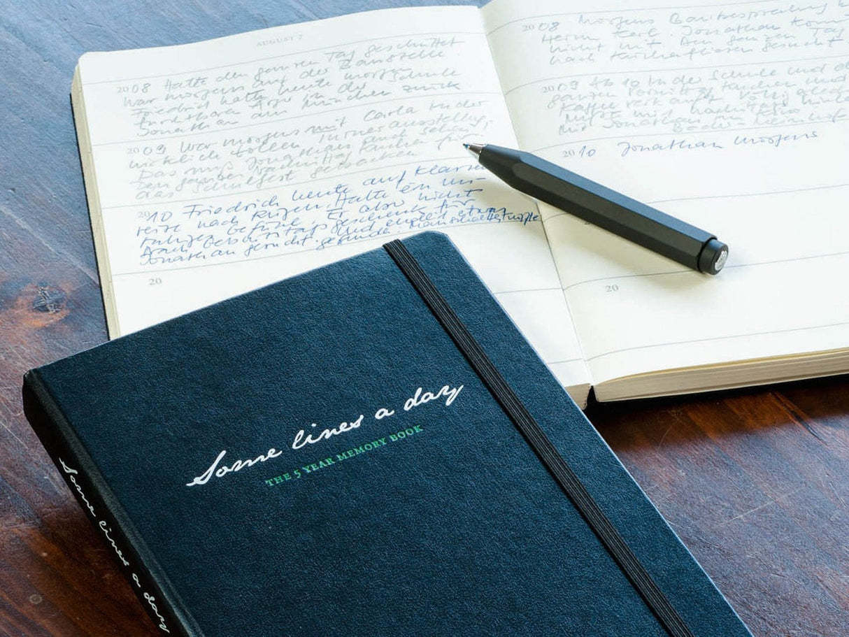 Leuchtturm 1917 Some Lines a Day - 5 Year Journal - Forest Green