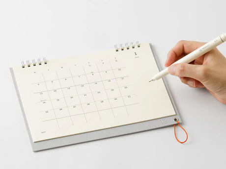 MD Desk Calendar 2027 Monthly + Memo