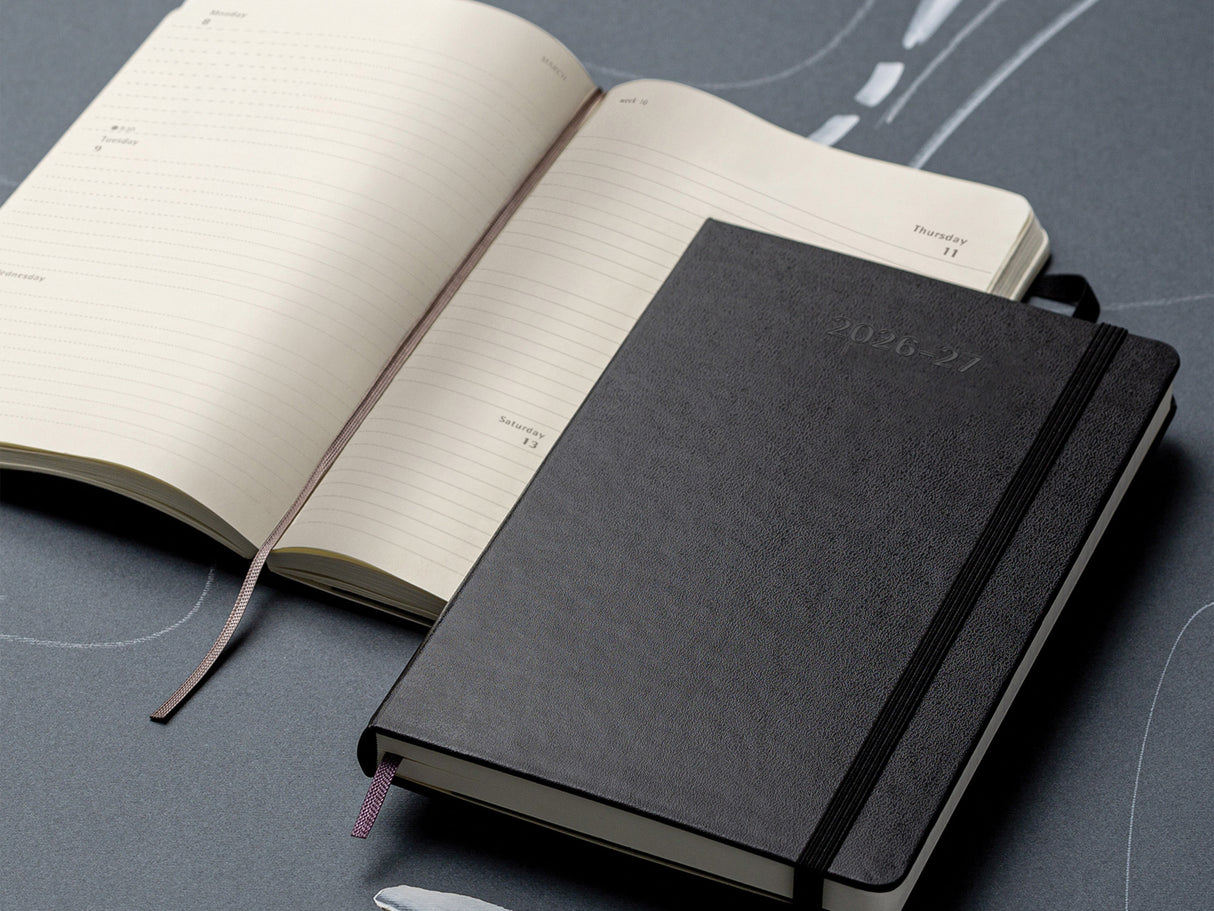 Moleskine 18 Month 2026-2027 Weekly Horizontal Planner - Black Hardcover