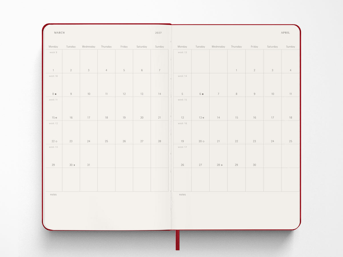 Moleskine 2027 Weekly Planner - Scarlet Red Hardcover