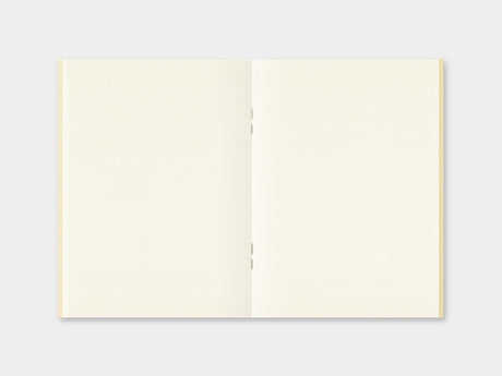 P13 MD Paper Cream Refill TRAVELER'S Notebook - Passport Size